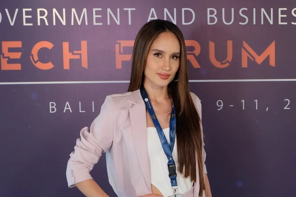 Biodata Lengkap Cinta Laura: Artis Multitalenta dari Dunia Hiburan